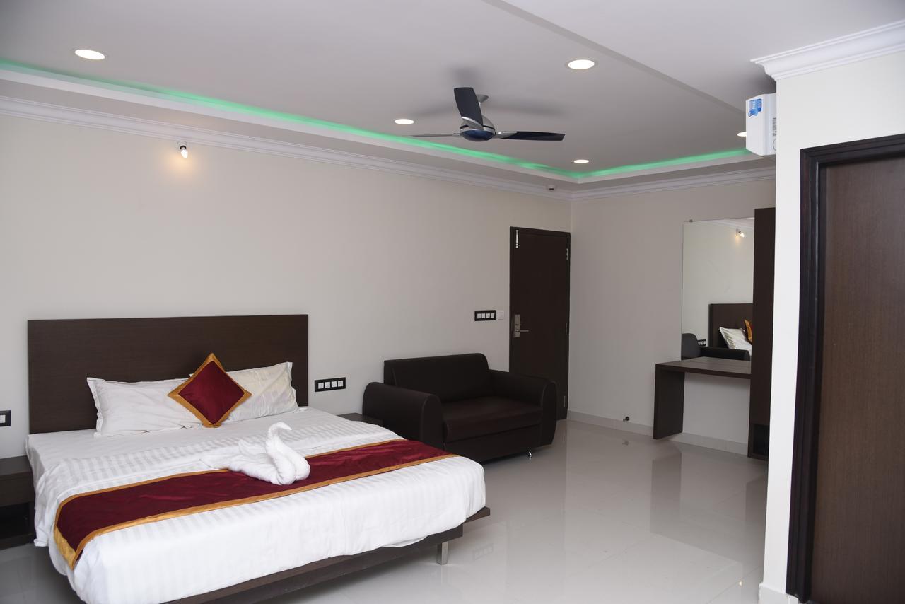 Hotel Grand Kubera Chikmagalur Luaran gambar