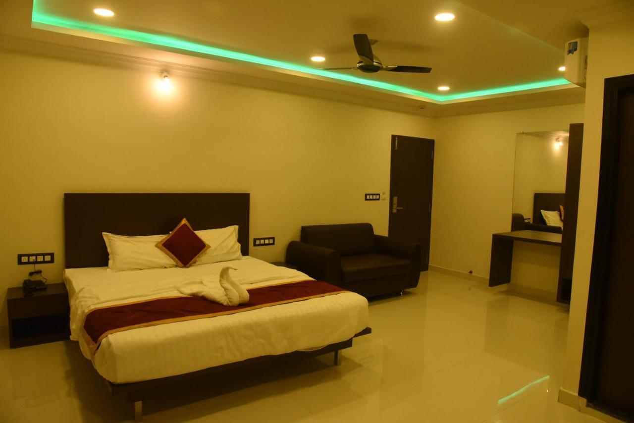 Hotel Grand Kubera Chikmagalur Luaran gambar